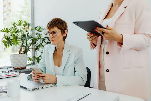 What Are the Key Factors Influencing Success in the UK Business Services Sector?